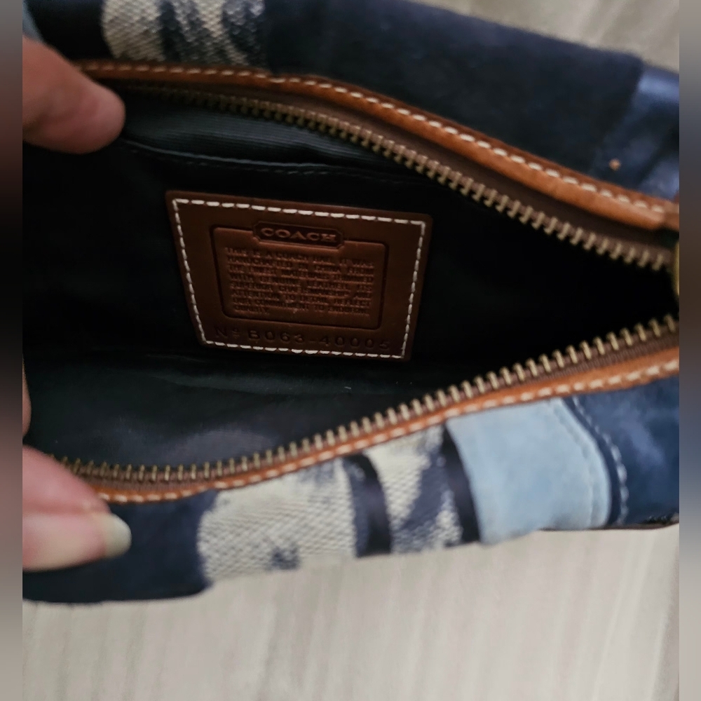 Vintage COACH Mini Patchwork Signature Denim/Metallic Print Handbag - Picture 7 of 7